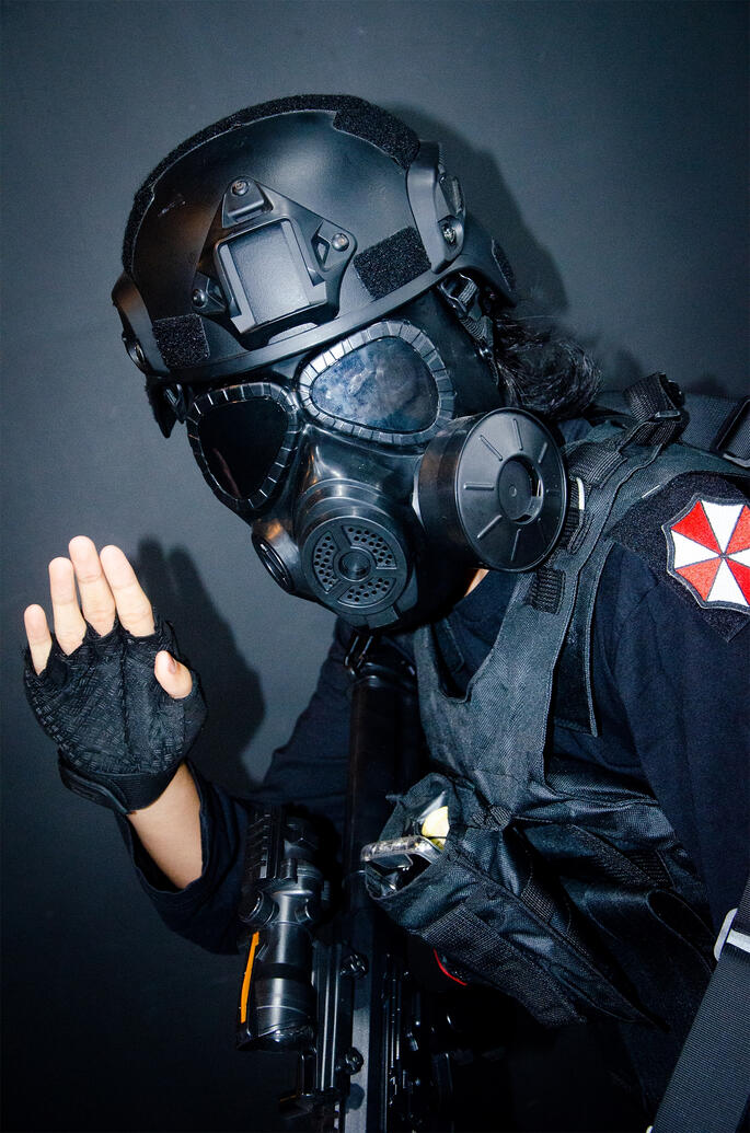 Hunk Resident Evil Close Up